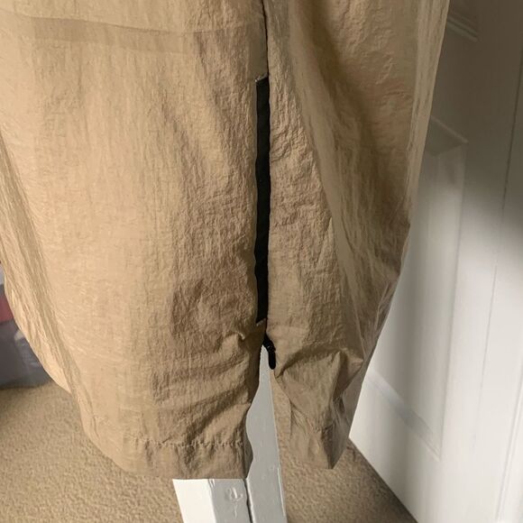 Nike Tan Sleeveless Hoodie - Picture 3 of 8